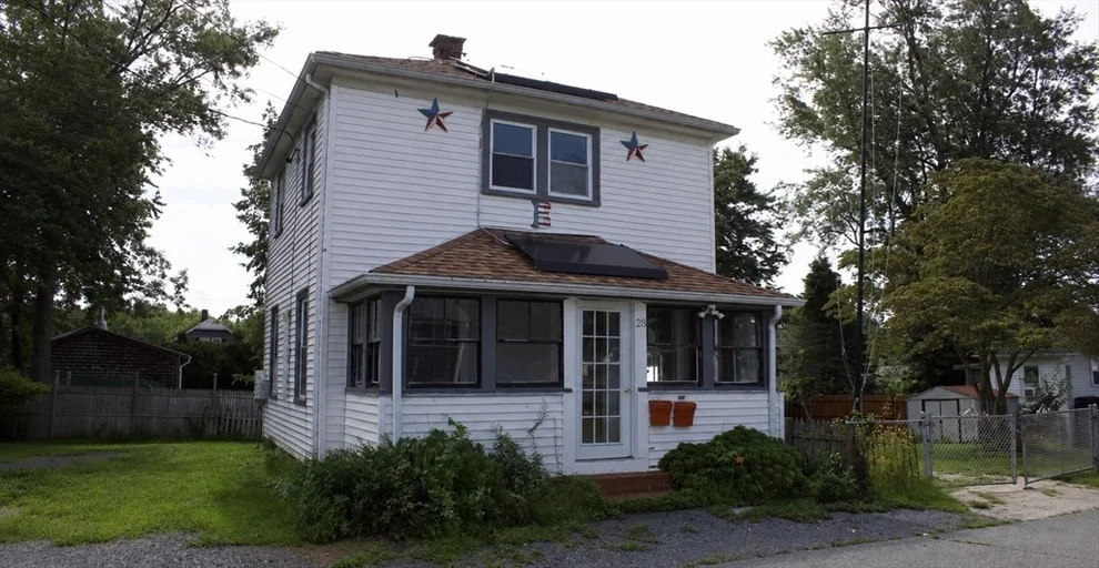 Unit for sale at 28 Crane Street, Swansea, MA 02777