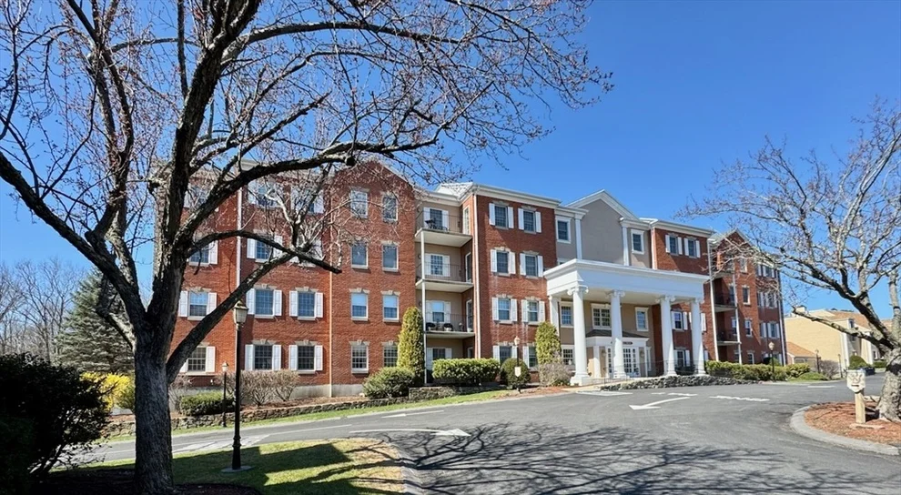 Unit for sale at 70 Weatherly Drive, Salem, MA 01970