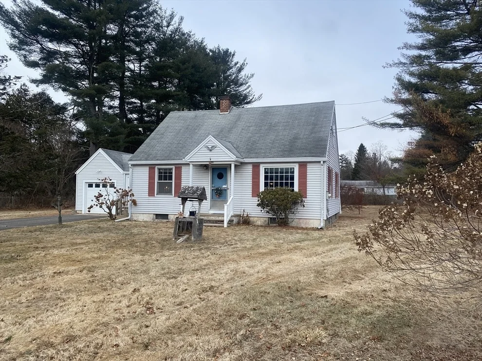 Unit for sale at 195 Batchelor, Granby, MA 01033