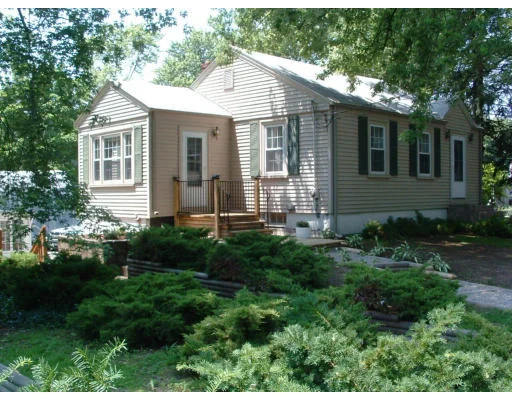 Unit for sale at 463 Mendon Rd., Attleboro, MA 02703