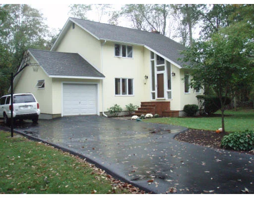 Unit for sale at 126 Pleasant St, Norwell, MA 02061