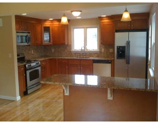 Unit for sale at 17 Lakeview Rd, Wayland, MA 01778
