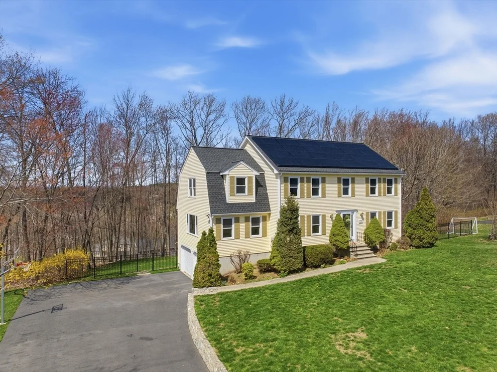 Unit for sale at 148 Bracken Dr, Marlborough, MA 01752