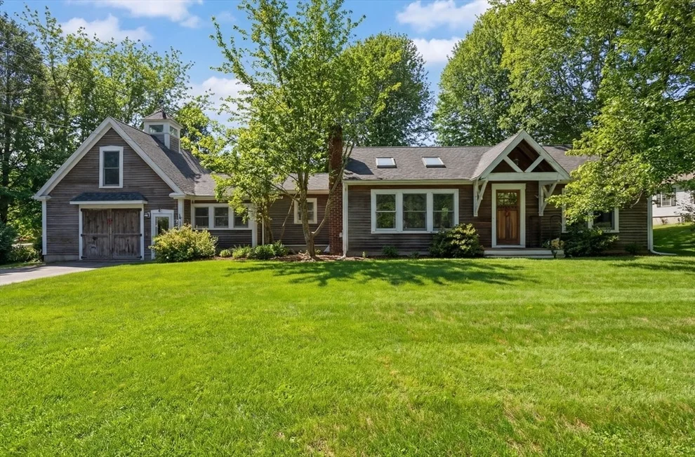 Unit for sale at 327 Country Way, Scituate, MA 02066