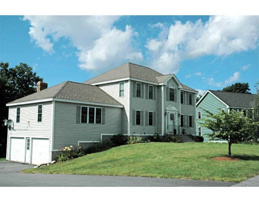 Unit for sale at 65 Courtney Dr, Holden, MA 01520