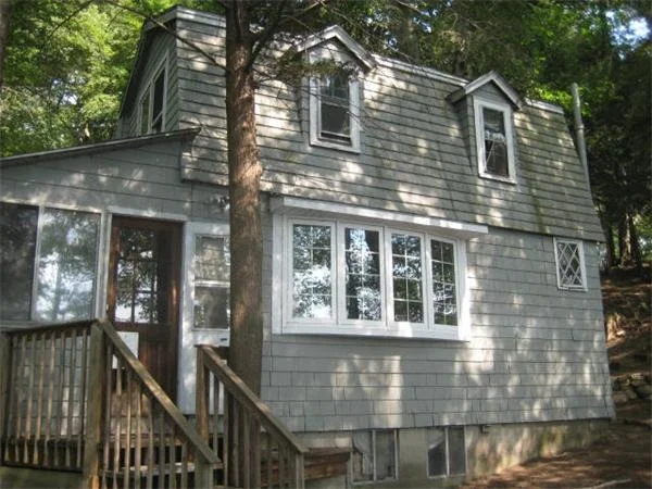 Unit for sale at 123 Dudley Rd, Wayland, MA 01778