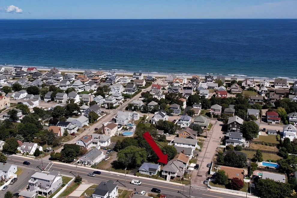 Unit for sale at 566 Nantasket Ave, Hull, MA 02045