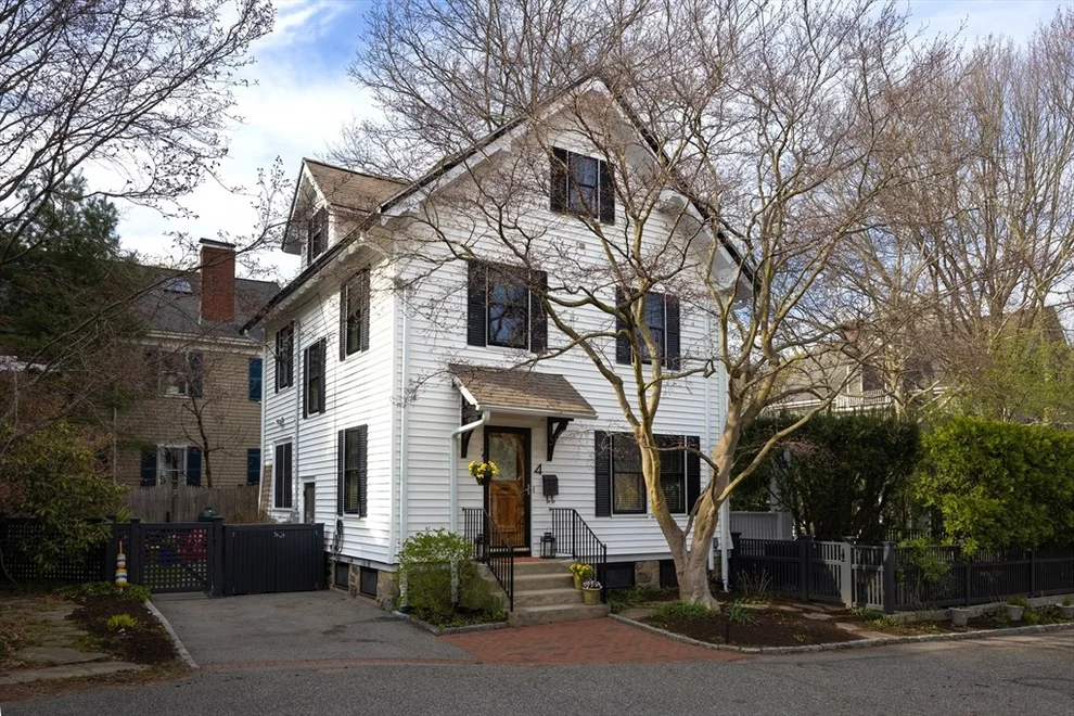 Unit for sale at 4 Vogel Terrace, Brookline, MA 02445