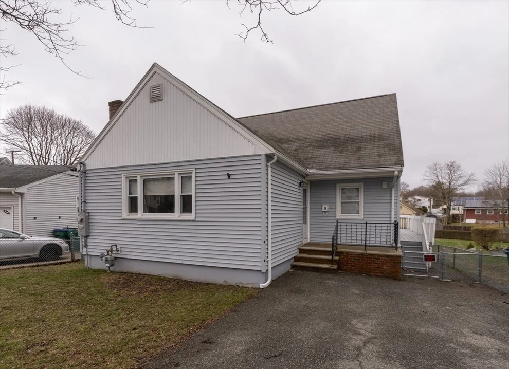 Unit for sale at 100 Fays Ave, Lynn, MA 01904