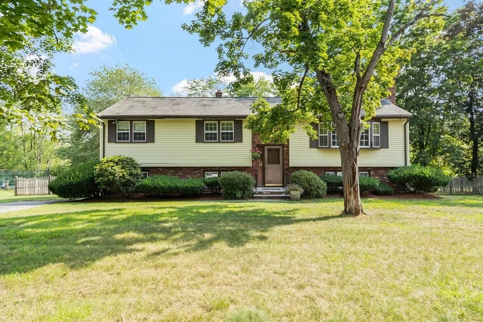 Unit for sale at 10 Gearty St, Wilmington, MA 01887