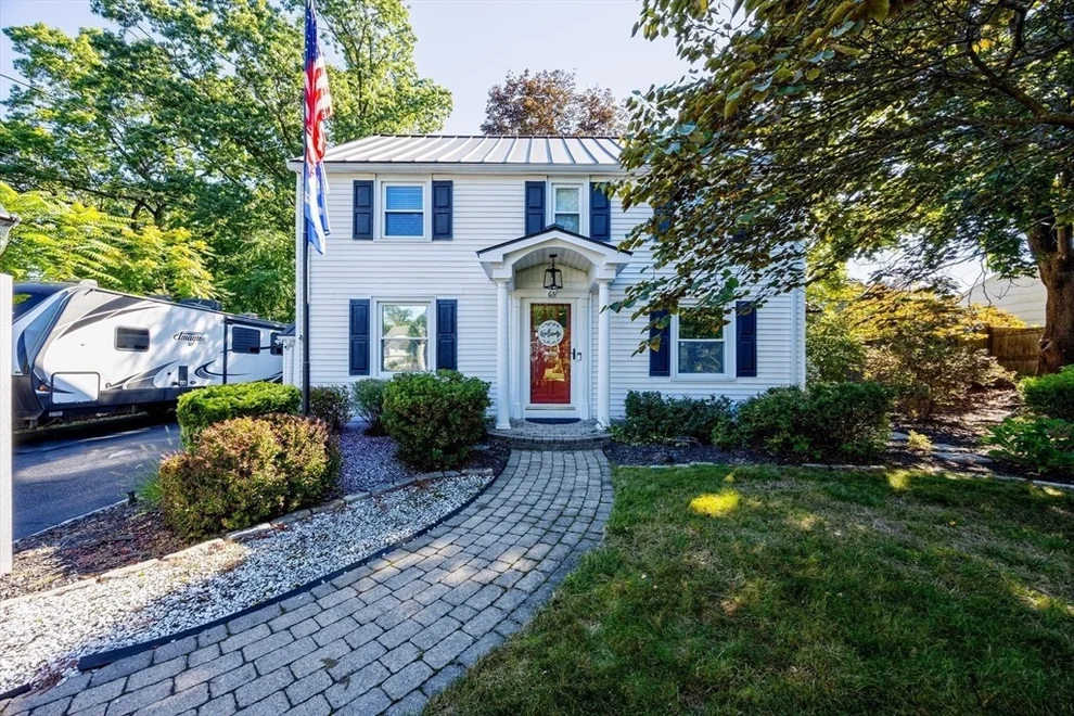 Unit for sale at 63 Bridle Path, Springfield, MA 01118