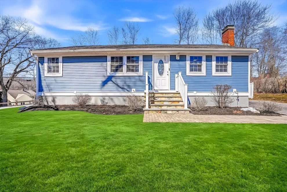 Unit for sale at 183 Sherwood Dr S, Marlborough, MA 01752