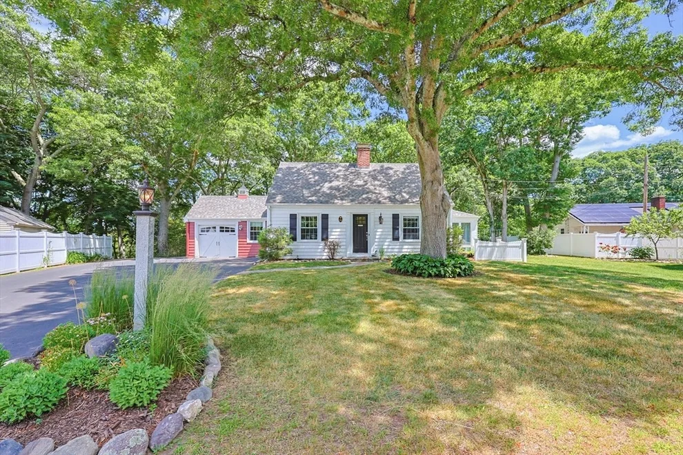 Unit for sale at 33 Crossman Ave, Attleboro, MA 02703