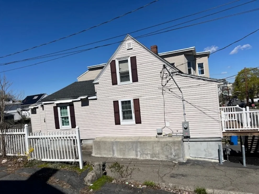 Unit for sale at 20 Montgomery St, Lawrence, MA 01841