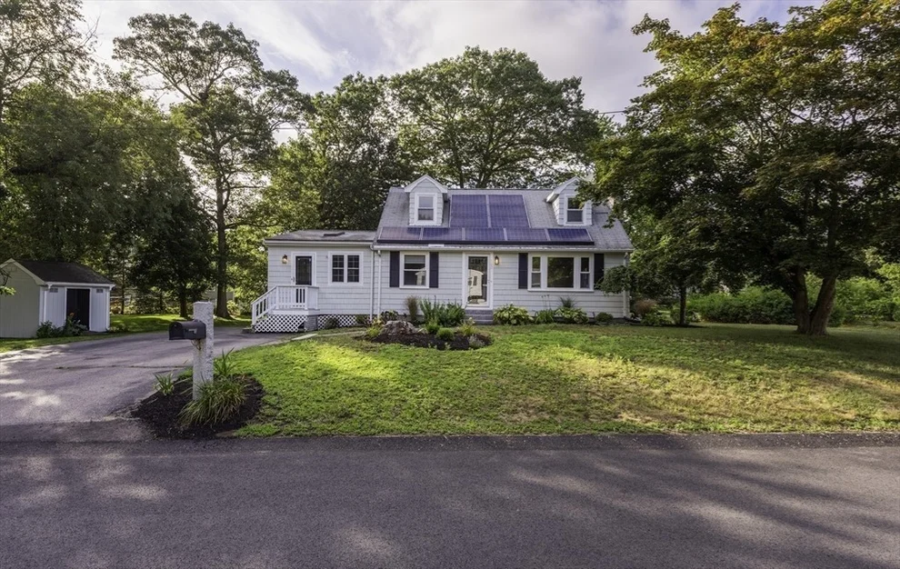 Unit for sale at 162 5th Street, Stoughton, MA 02072