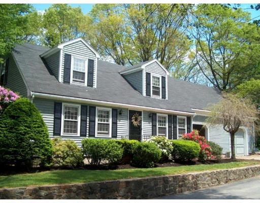 Unit for sale at 2 Clark Lane, Marblehead, MA 01945