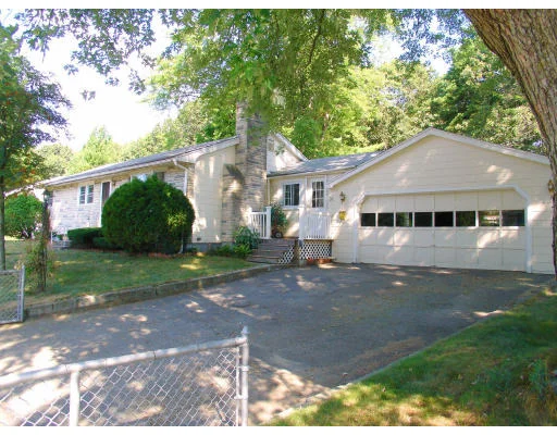 Unit for sale at 26 Helen Drive, Marlborough, MA 01752