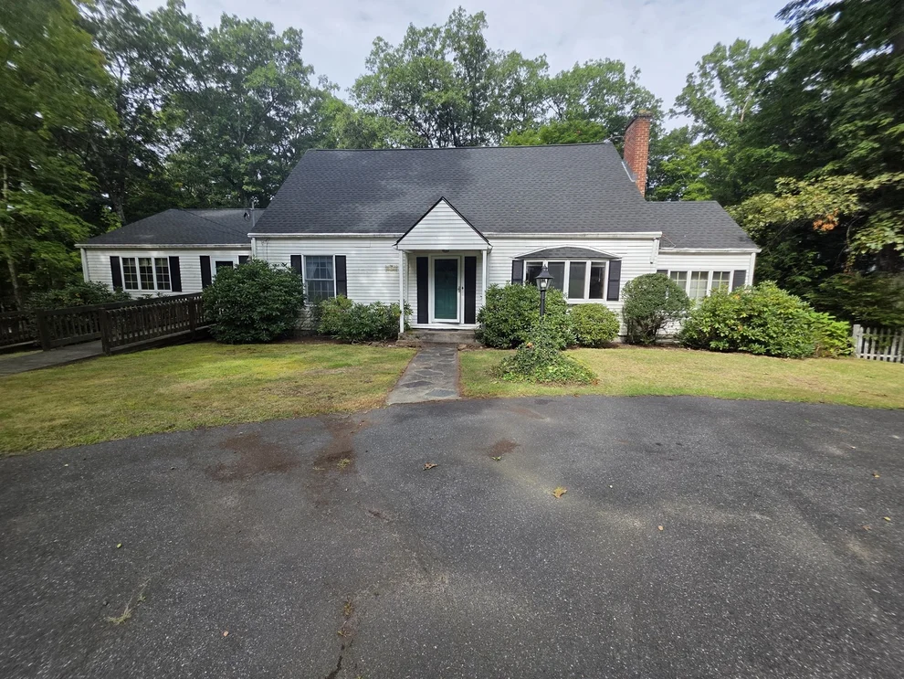 Unit for sale at 947 Main St, Wilbraham, MA 01095