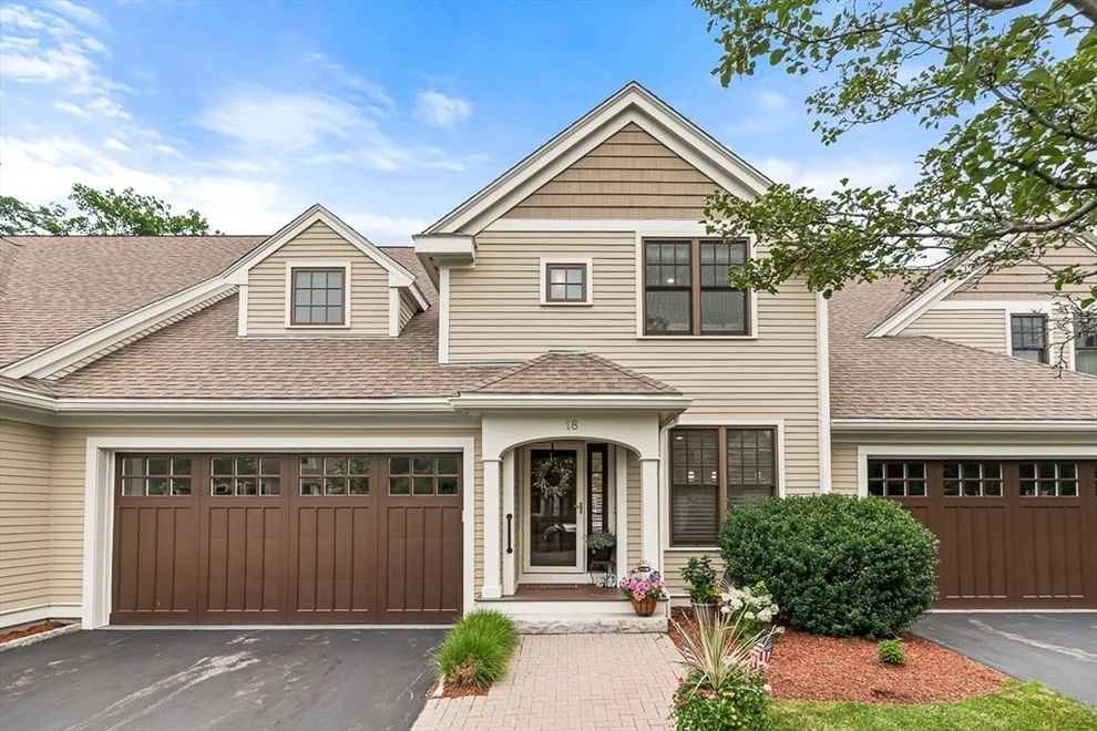 Unit for sale at 18 Graystone Circle, Winchester, MA 01890
