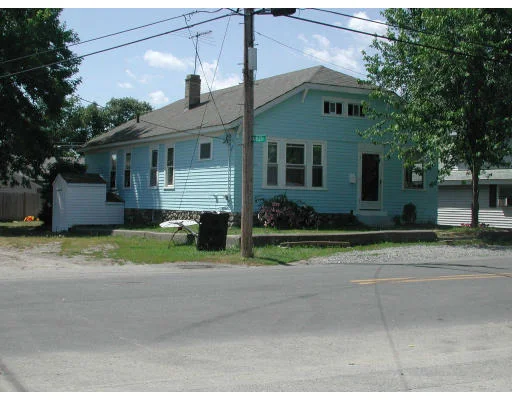 Unit for sale at 40 Edgewater Ave., Shrewsbury, MA 01545