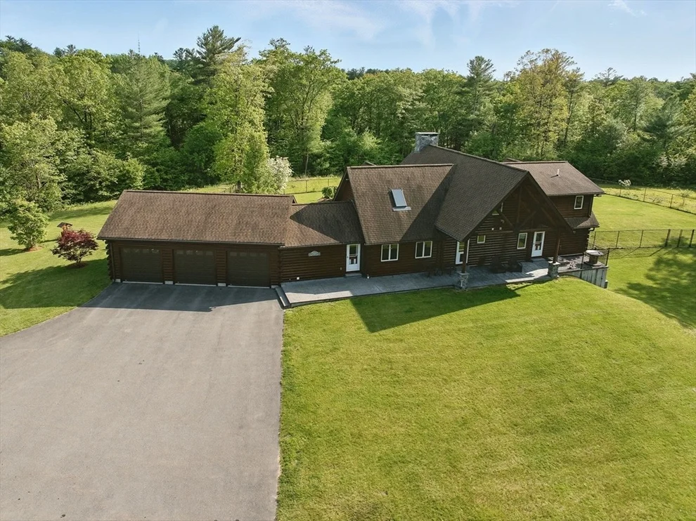 Unit for sale at 4 Paddock Road, Rutland, MA 01543