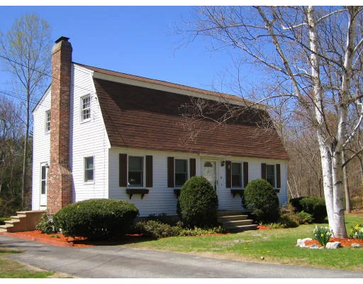 Unit for sale at 6 Gail Ave, Tyngsborough, MA 01879
