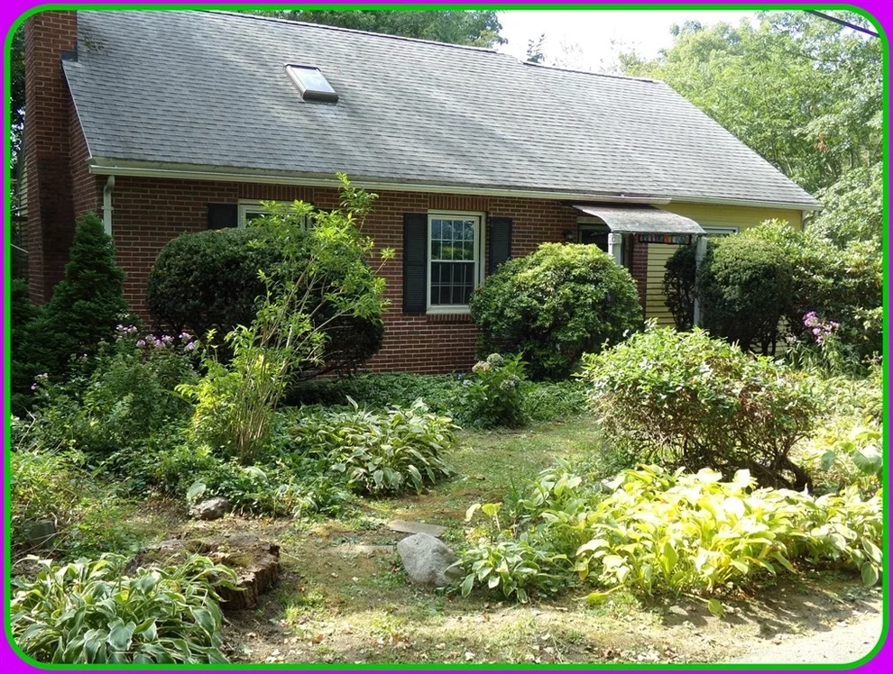 Unit for sale at 12 Moorland St, Amherst, MA 01002