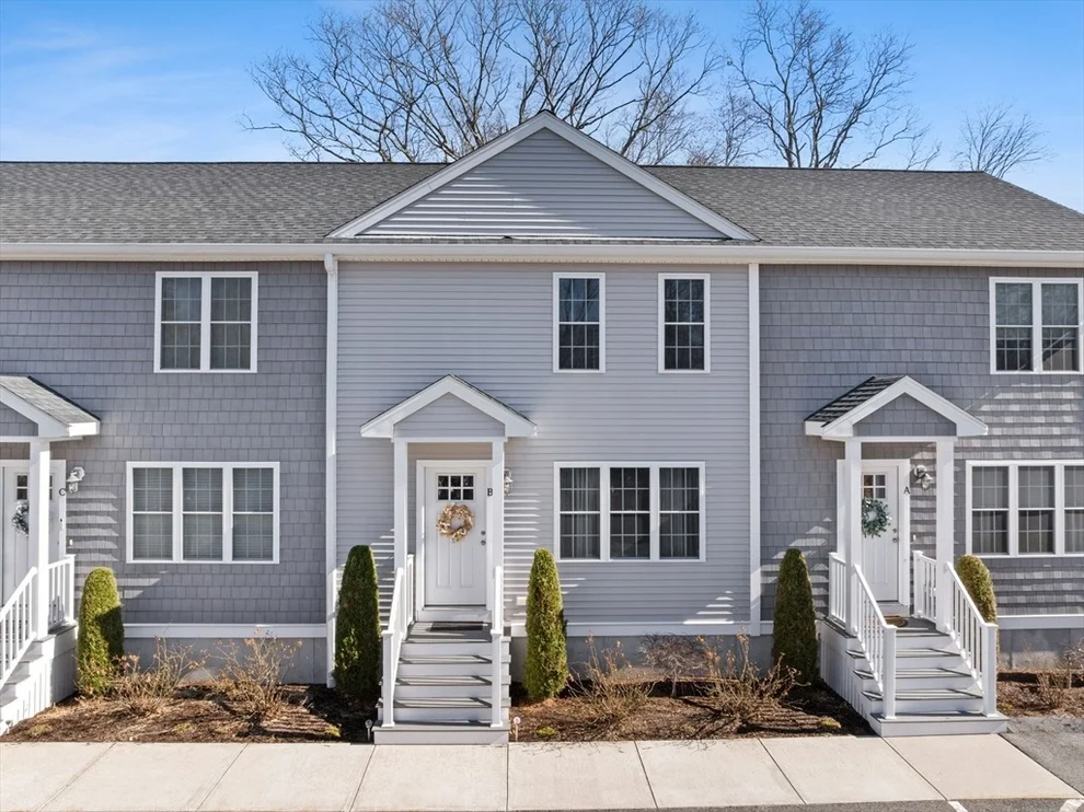 Unit for sale at 401 West St, East Bridgewater, MA 02333