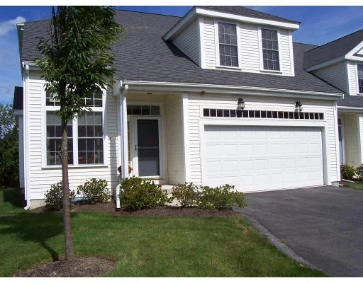 Unit for sale at 4-1 Kingson Lane, Medway, MA 02053
