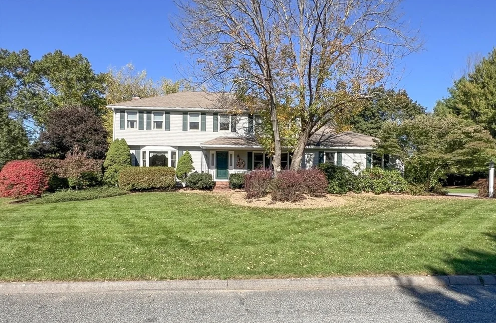 Unit for sale at 3 Copperwood Rd, Medfield, MA 02052