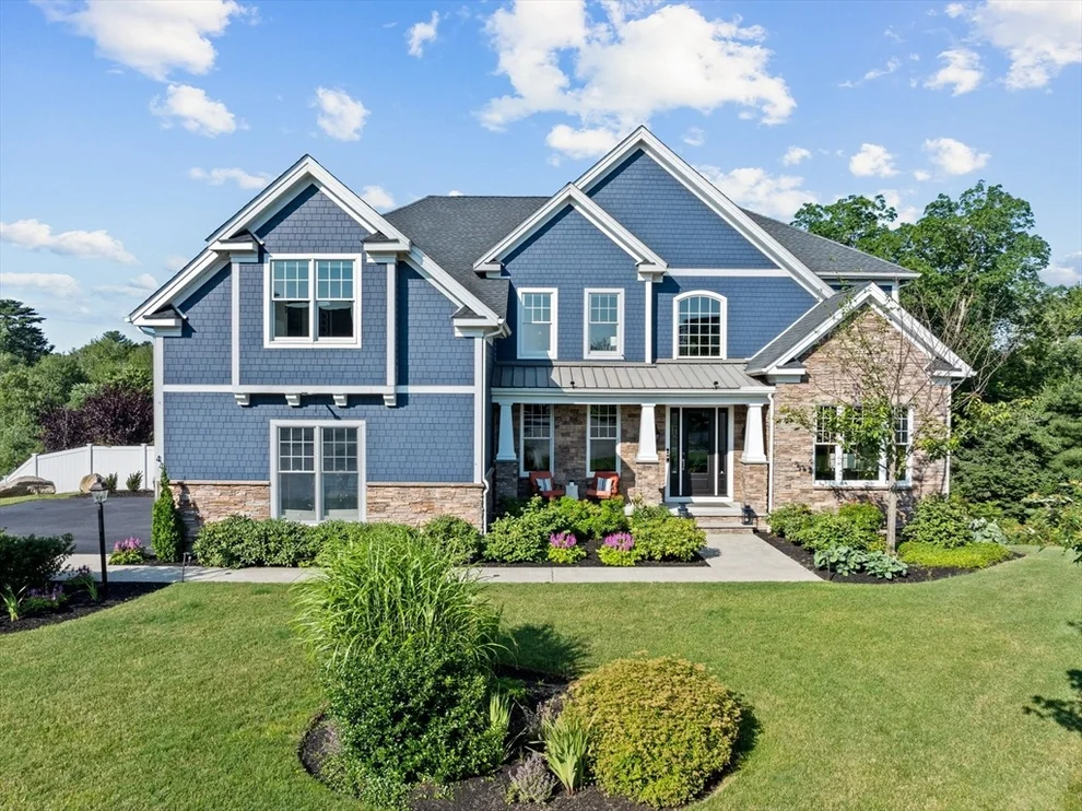 Unit for sale at 44 Hemlock Way, Cohasset, MA 02025