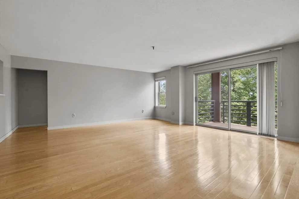 Unit for sale at 269 Cambridge Road, Woburn, MA 01801