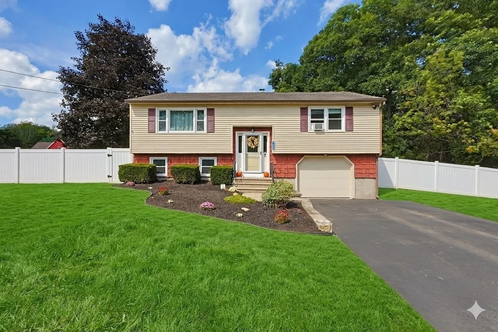 Unit for sale at 450 Hartford Ave East, Uxbridge, MA 01569