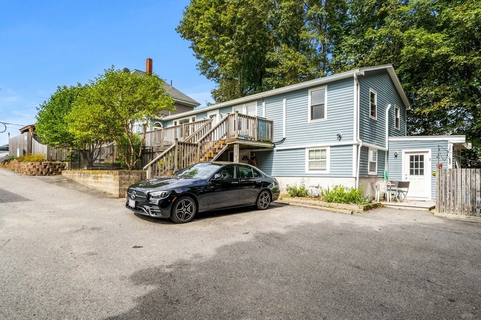 Unit for sale at 273 Washington St, Gloucester, MA 01930