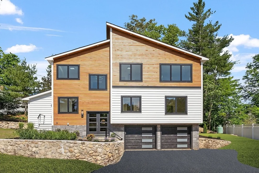 Unit for sale at 122 Charles Street, Reading, MA 01867