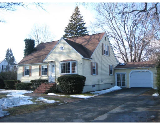 Unit for sale at 113 Greene, North Andover, MA 01845