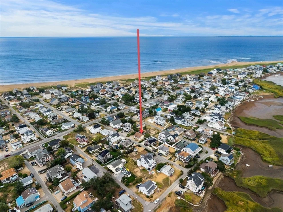 Unit for sale at 9 58th St, Newburyport, MA 01950