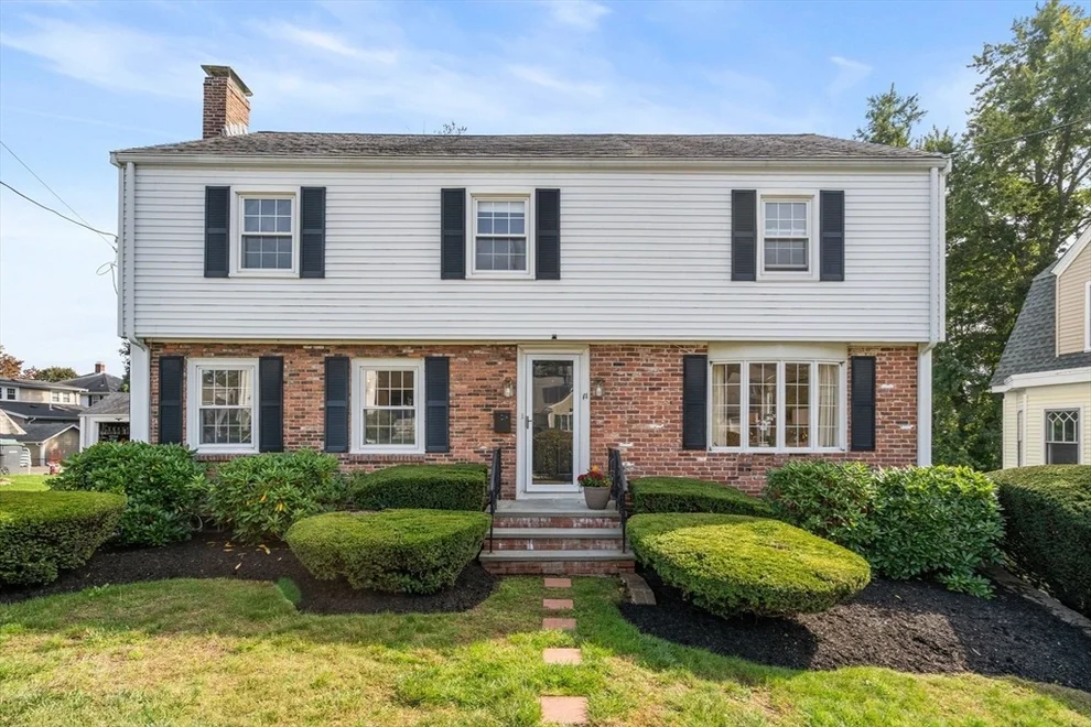 Unit for sale at 18 Boulevard Rd, Dedham, MA 02026