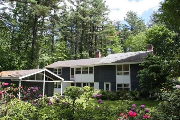 Unit for sale at 182 Holden Wood Rd, Concord, MA 01742