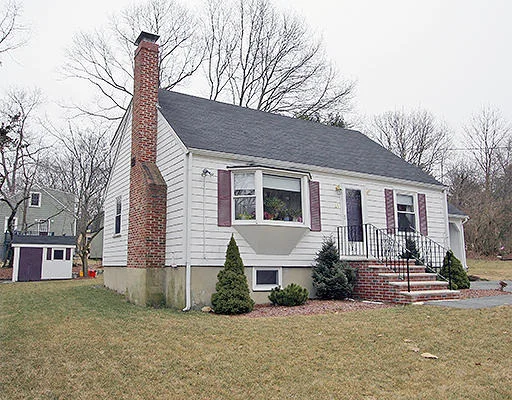 Unit for sale at 31 Houlton Street, Bedford, MA 01730