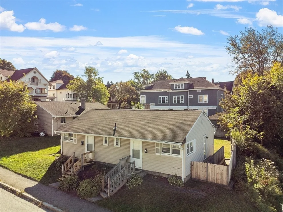Unit for sale at 6 Holcombe St, Worcester, MA 01604