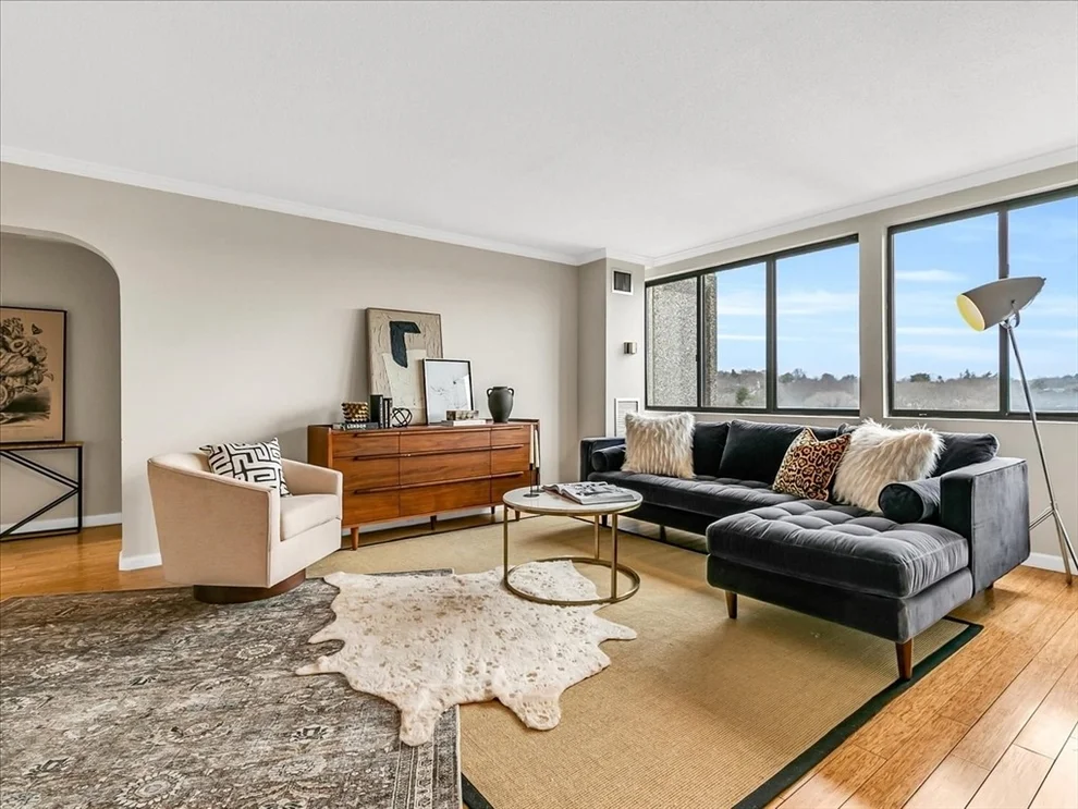 Unit for sale at 1731 Beacon St, Brookline, MA 02445