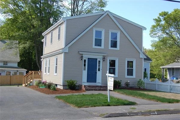 Unit for sale at 264 W Britannia St, Taunton, MA 02780