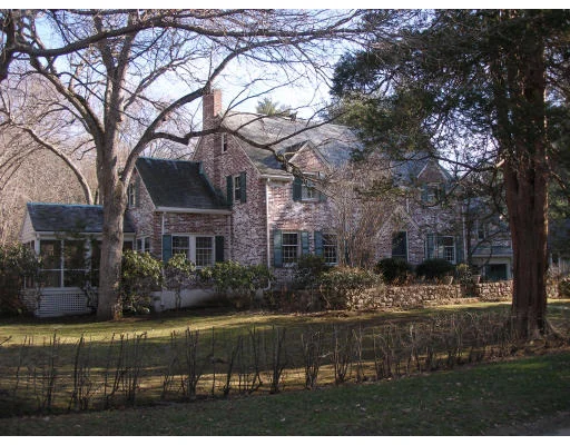 Unit for sale at 6 Lincoln Road, Wellesley, MA 02481
