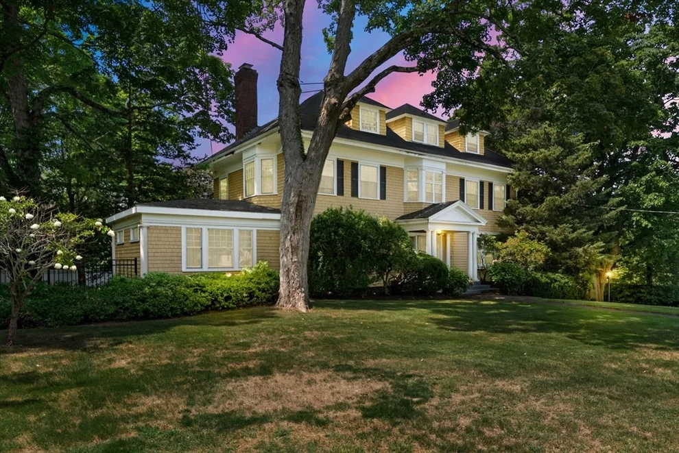 Unit for sale at 15 Summer, Weymouth, MA 02188