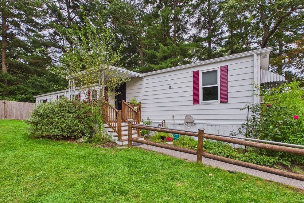 Unit for sale at 36 Haskell Cir, Lakeville, MA 02347