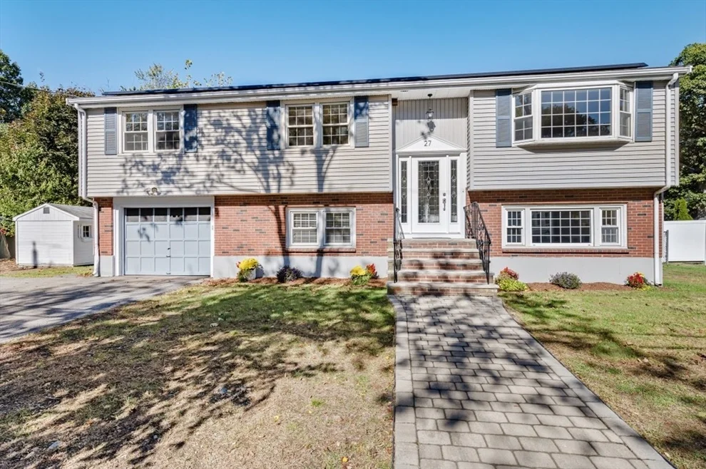 Unit for sale at 27 Susan Dr, Saugus, MA 01906