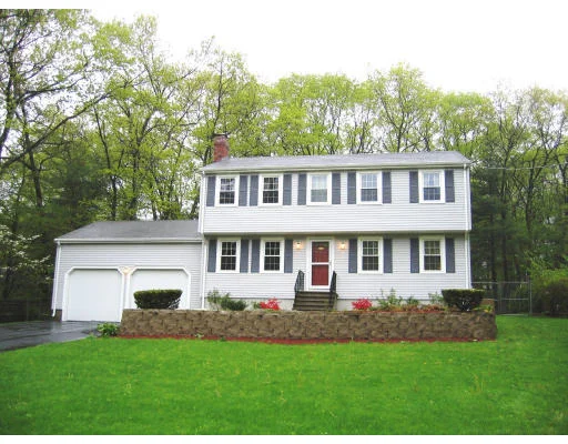 Unit for sale at 32 Parkhurst Dr, Ashland, MA 01721