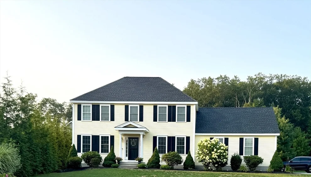 Unit for sale at 4 Rhodes Dr, Berlin, MA 01503