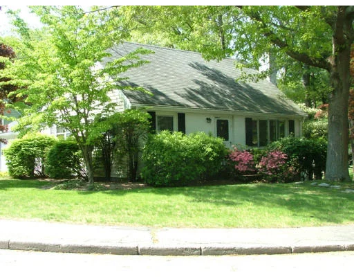 Unit for sale at 17 Easy Street, Weymouth, MA 02190